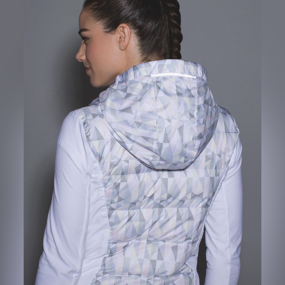 Lululemon Fluff Off Pullover Goose Down Puffer Hood Activewear Running Jacket